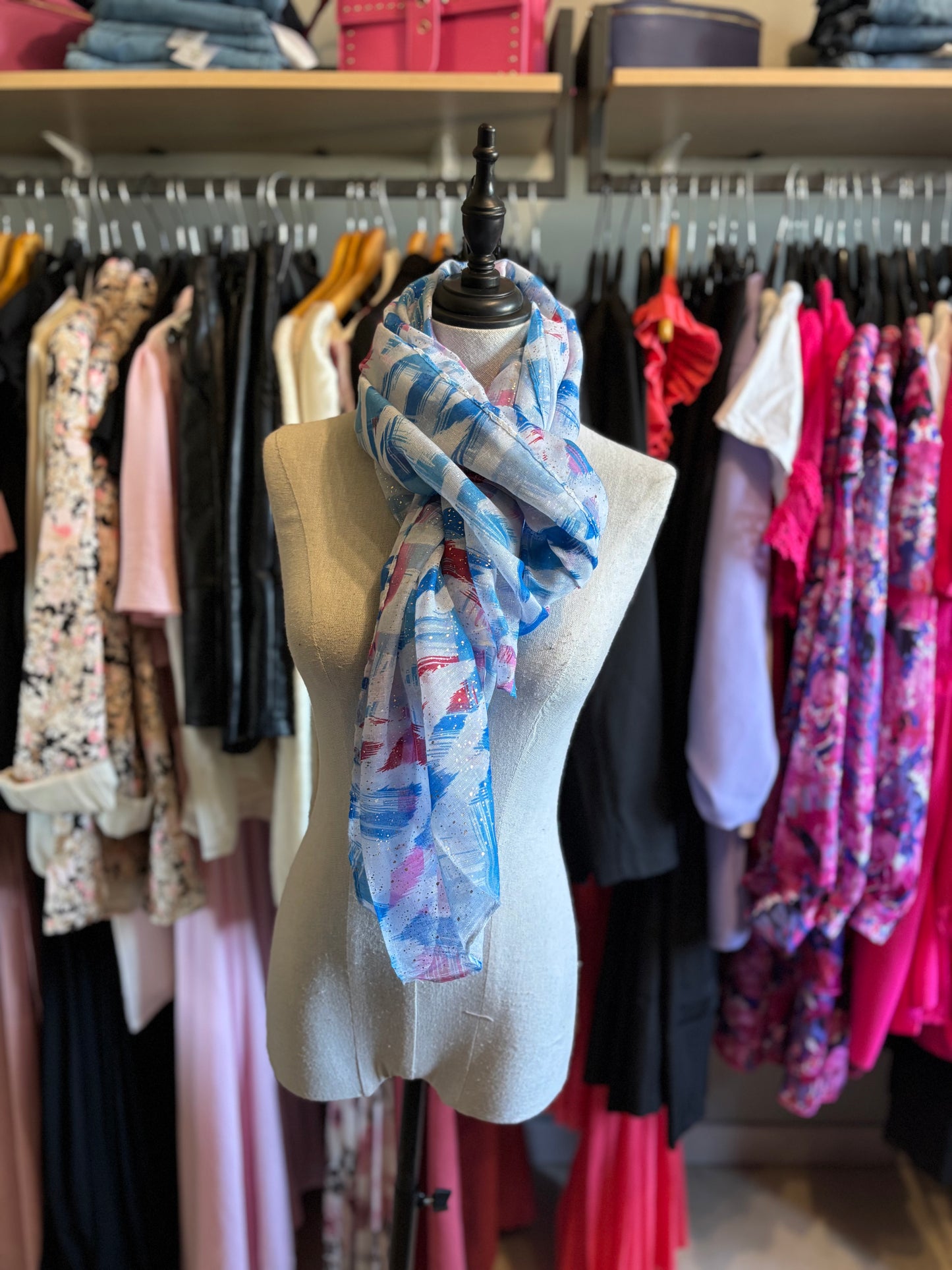 Foulard bleu et rose