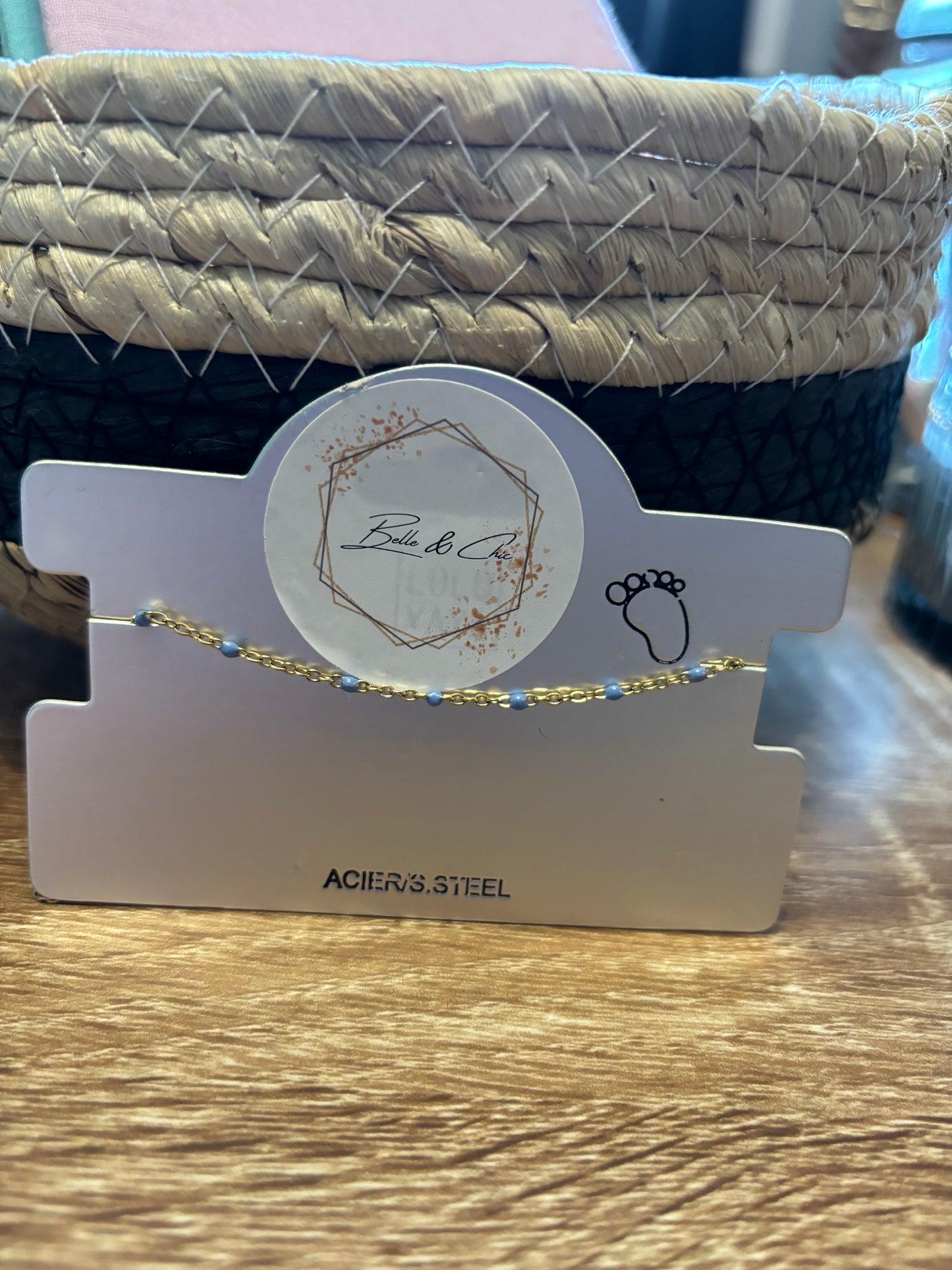 Chaîne de cheville grise