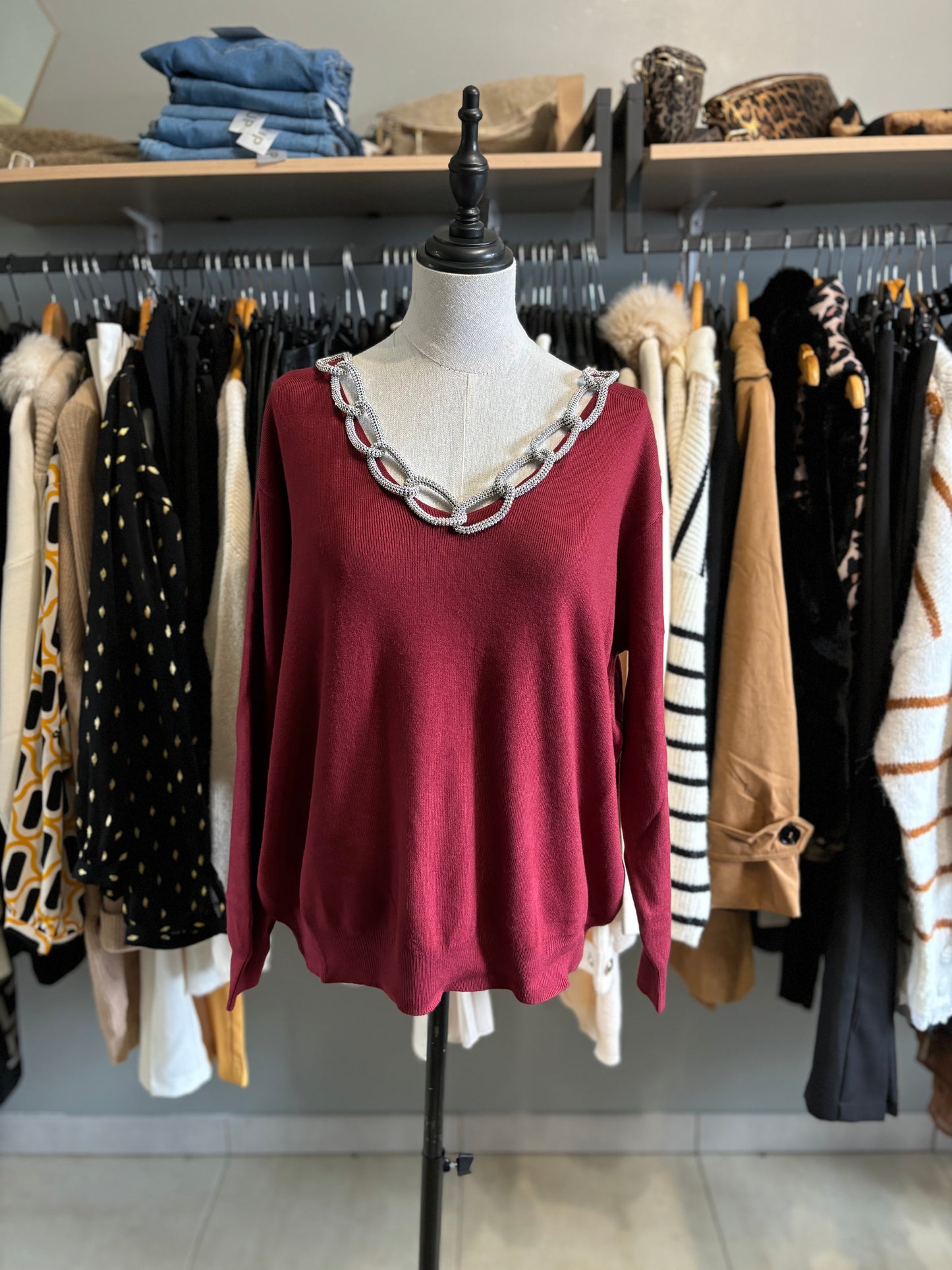 Pull bijou bordeaux