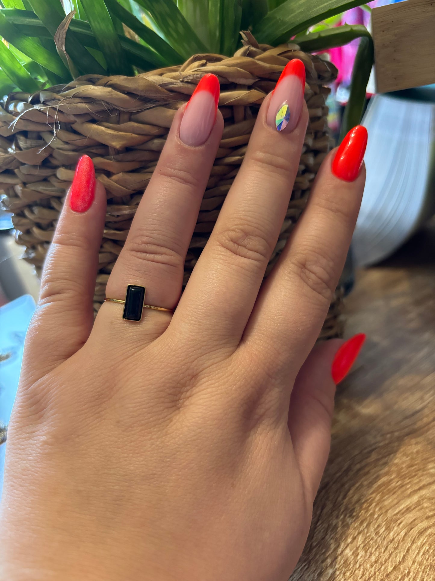 Bague carré noir