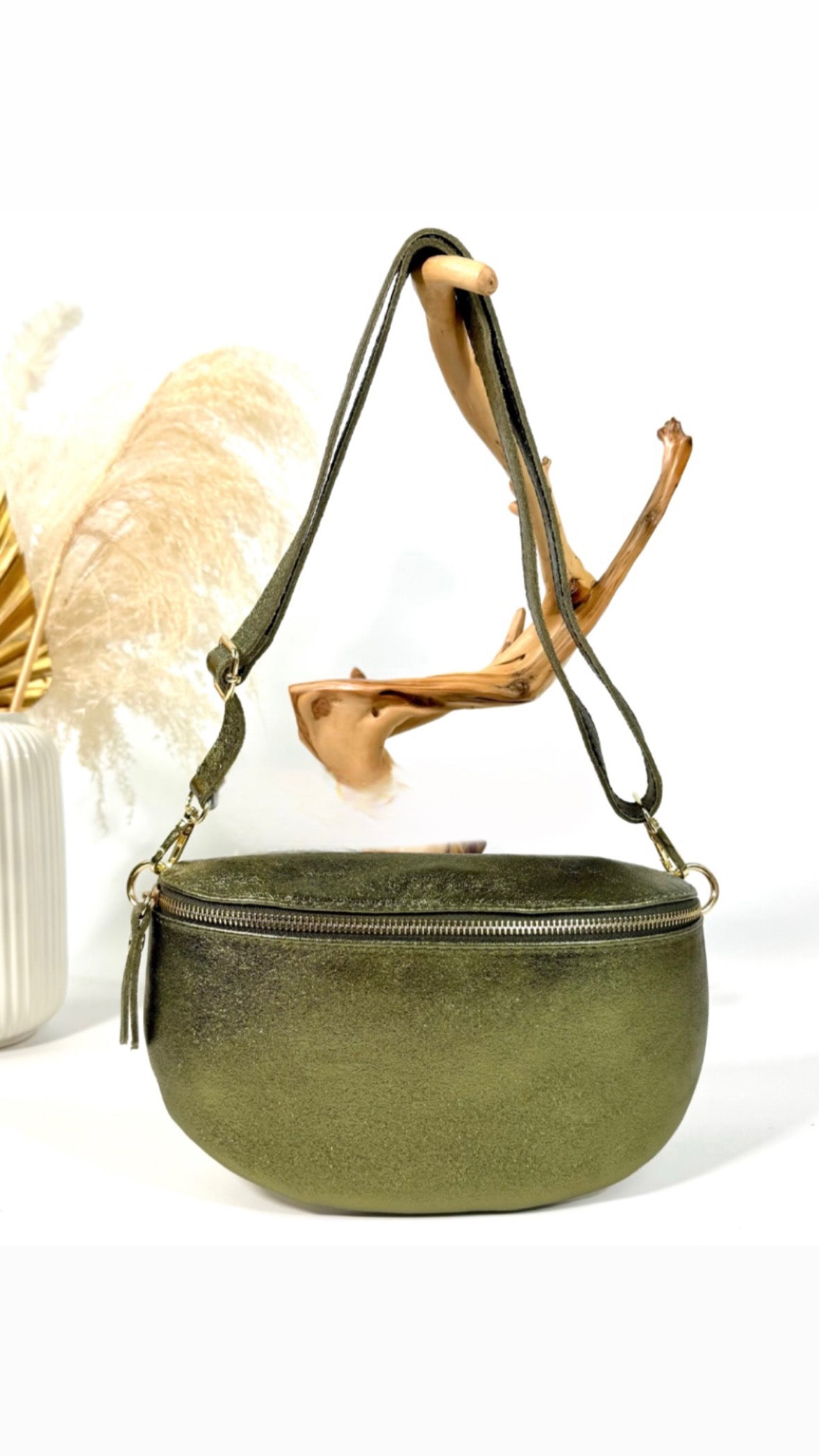 Sac sacoche kaki brillant