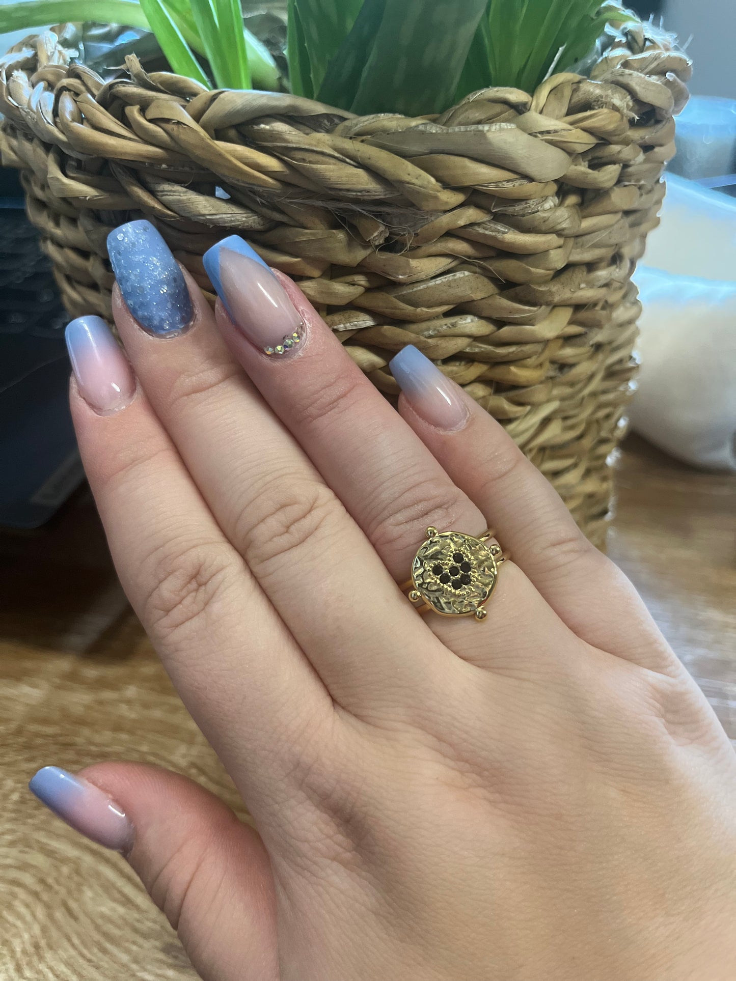 Bague motif pierre noir