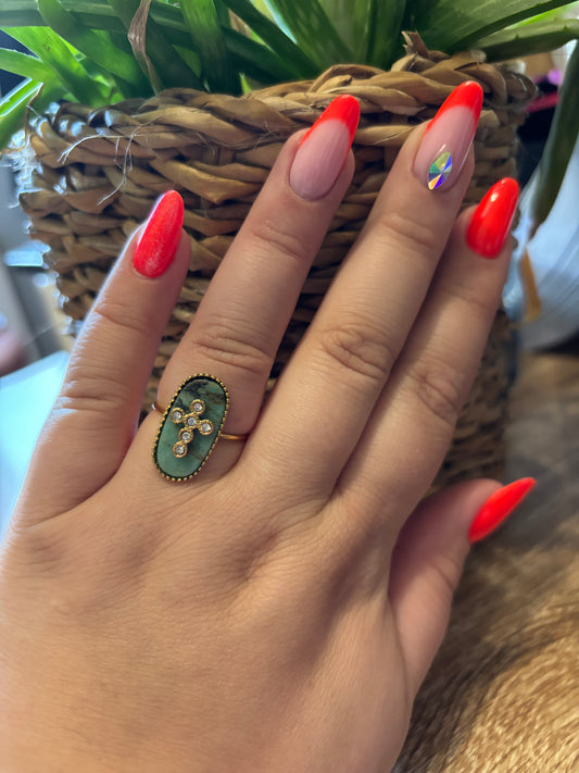 Bague croix vert