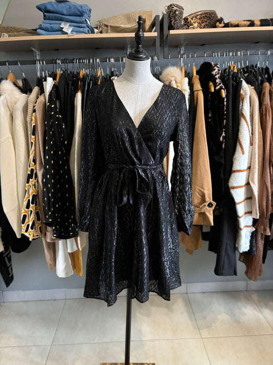 Robe noir brillante