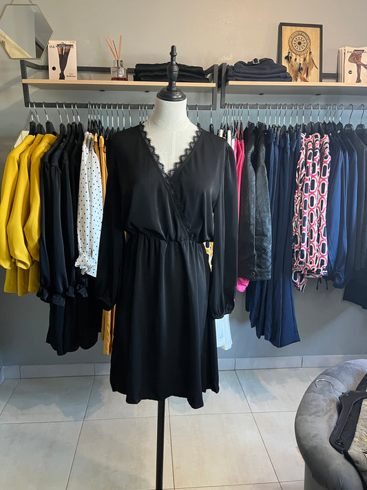 Robe Noir